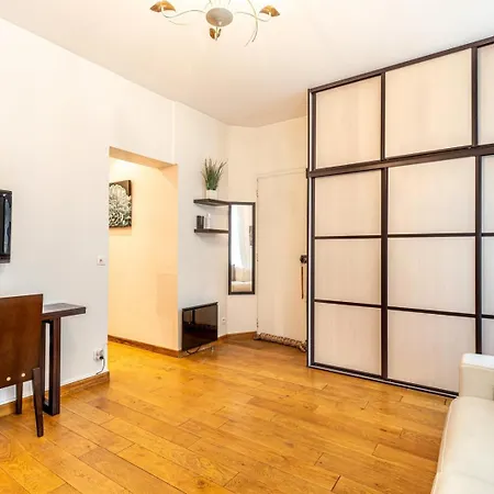 Guestready - Chic Près Du Canal St-martin * Paris